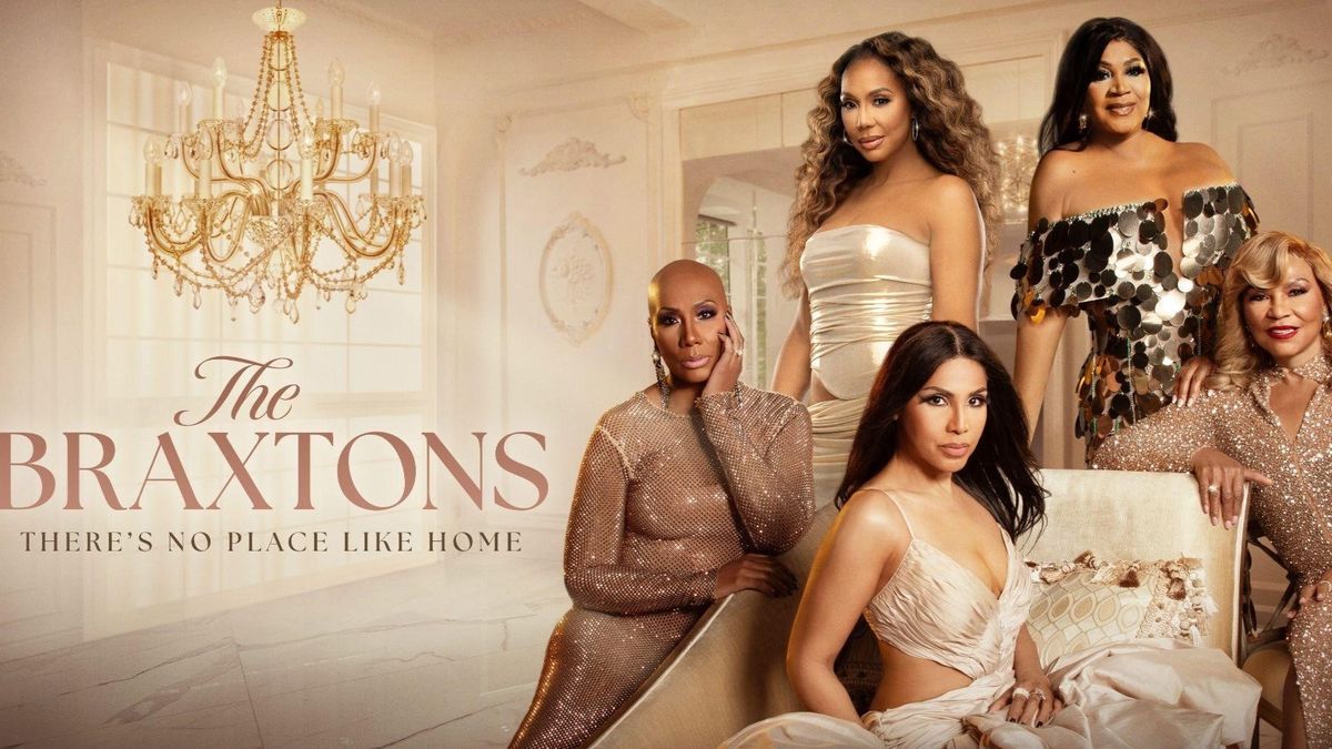 Towanda, Tamar, Toni, Trina and Miss E in key art for The Braxtons