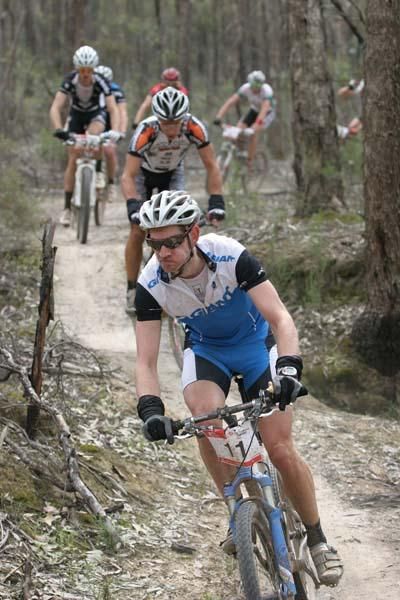 Eventual winner, Murray Spink in with the lead bunch.
