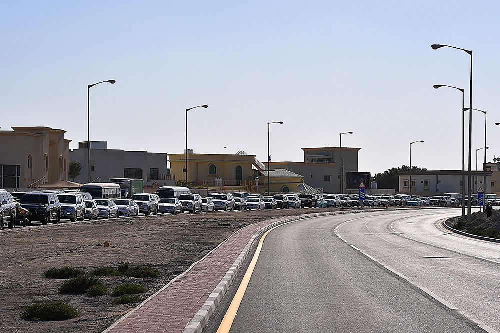 Traffic lined up at stage 2 Tour of Qatar