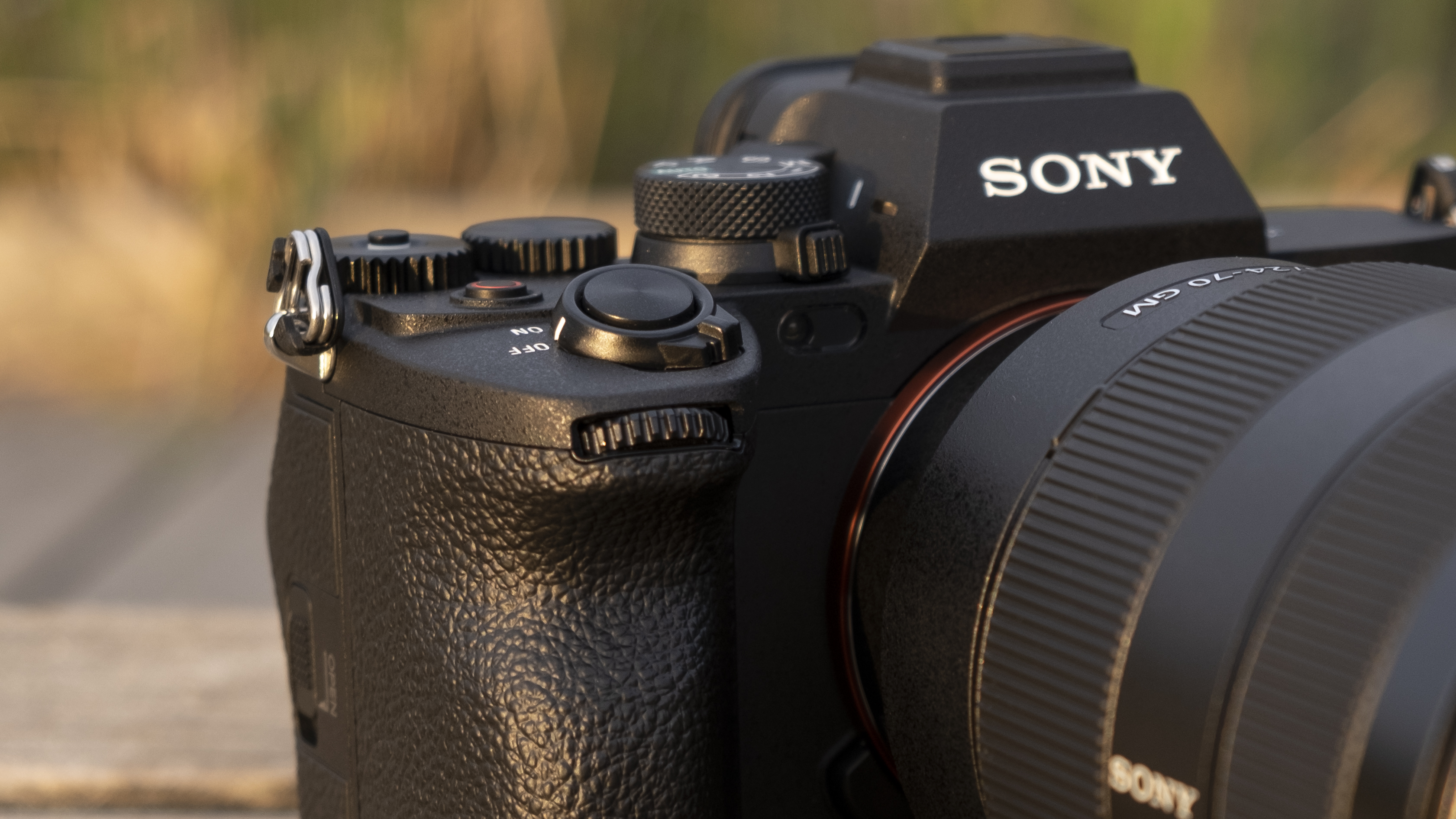 The Sony A7 IV camera&#039;s front grip