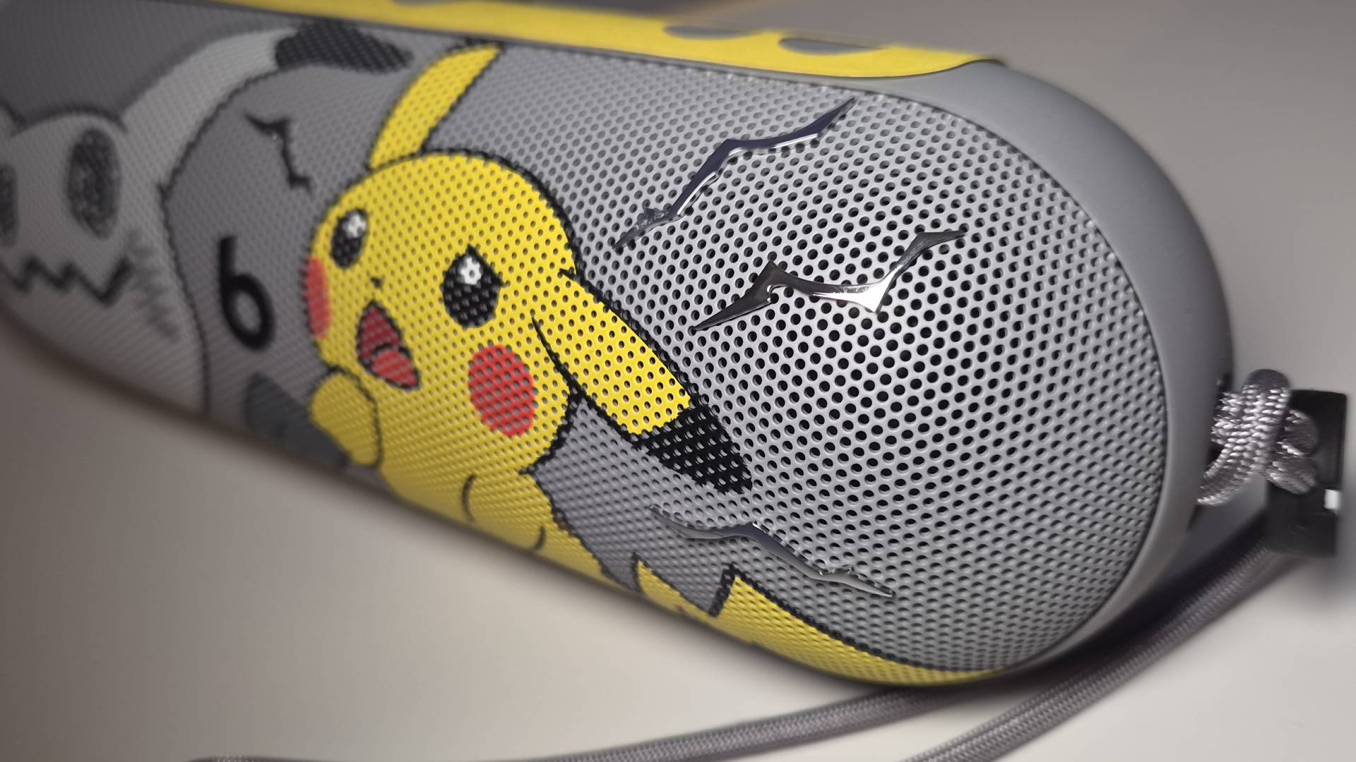 Close up of the thunder designs on the Pokemon Beats Pill.