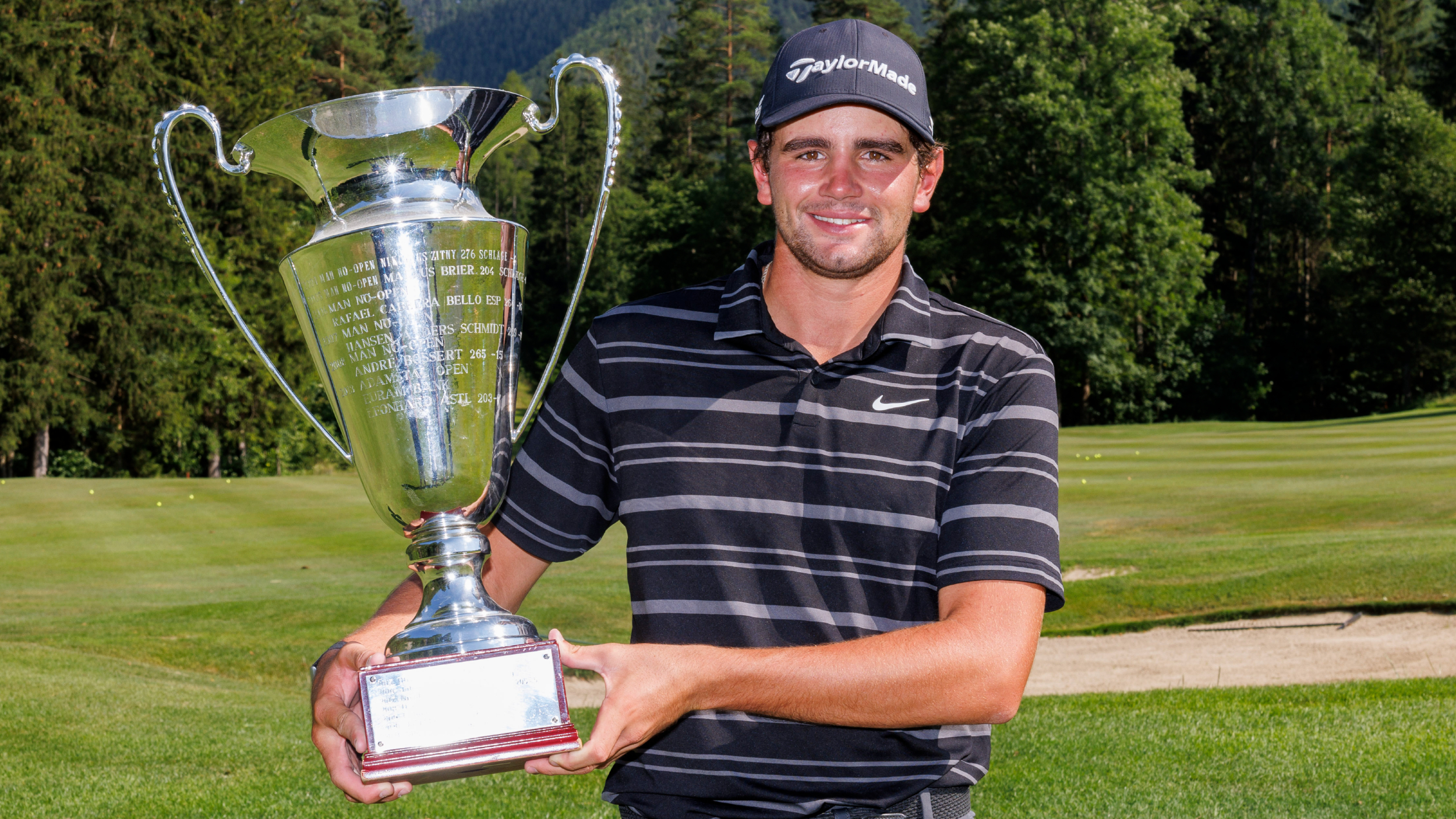 Casey Jarvis with the Euram Bank Open trophy