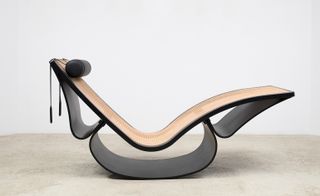 Rio Chaise lounge by Oscar Niemeyer, 1978