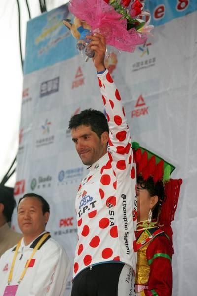 Ghader Mizbani (Tabriz) is now in the polka dot jersey.