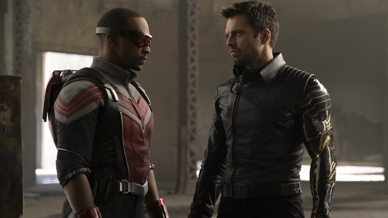 Anthony Mackie y Sebastian Stan en El halcón y el soldado de invierno