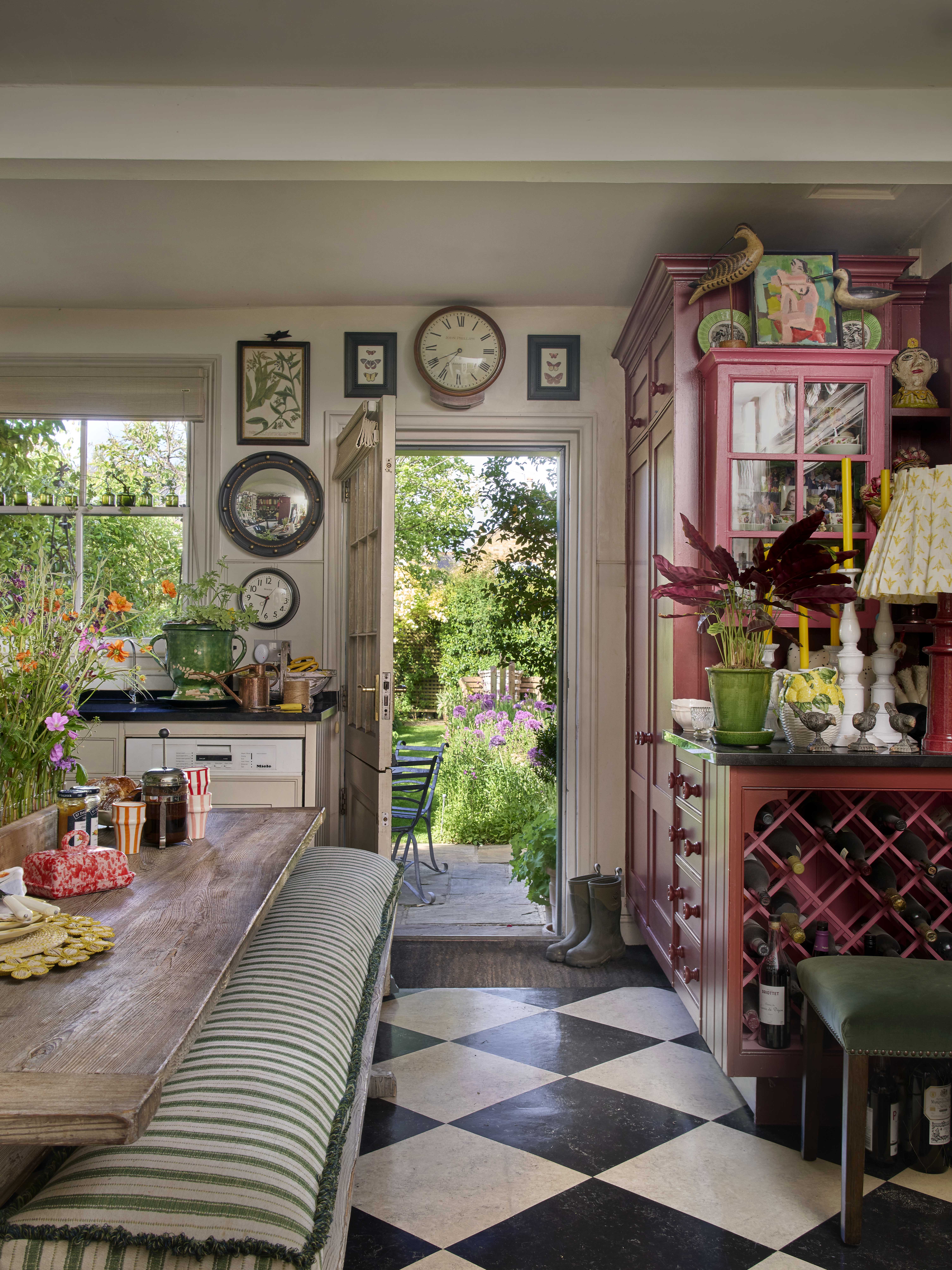 Butter Wakfield West London house and garden