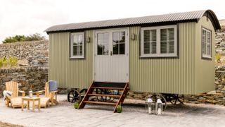 Rick Stein shepherd’s huts at The Cornish Arms