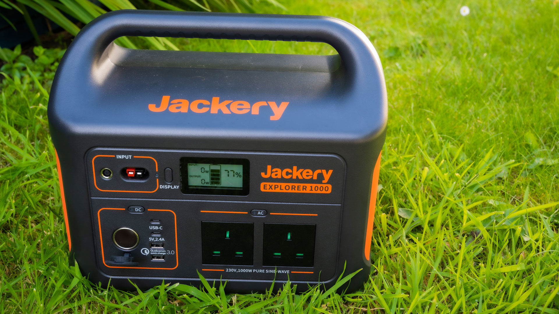 Jackery Solar Generator 1000 Review | Digital Camera World