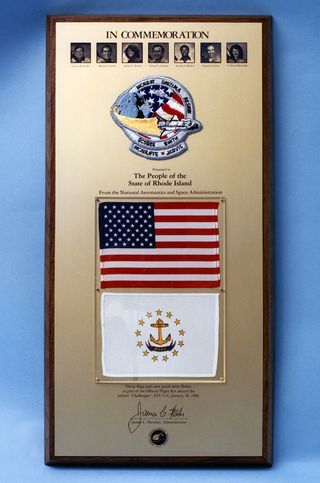 An example of the Challenger STS 51-L flags and patch plaques presented by NASA to the U.S. states and territories.