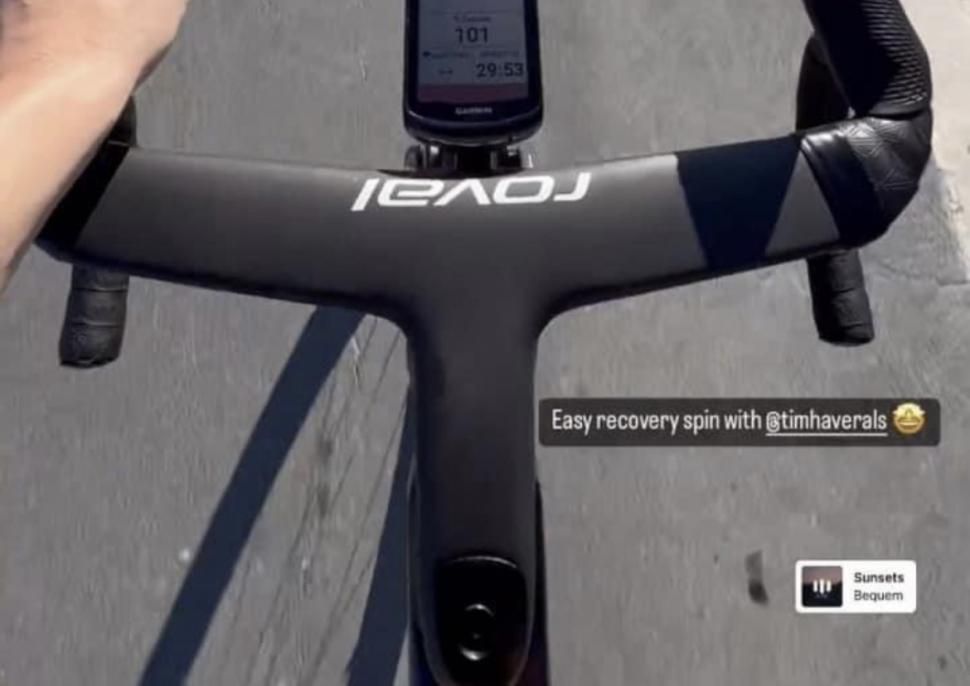 Image shows unreleased Roval bars being ridden by Lotte Kopecky