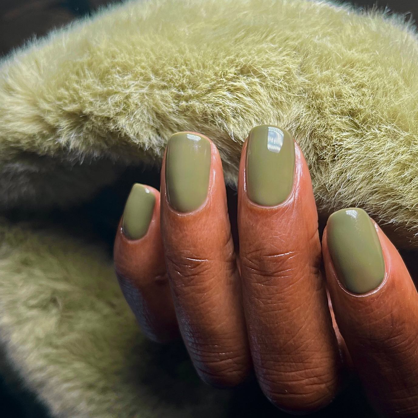 neutral nails