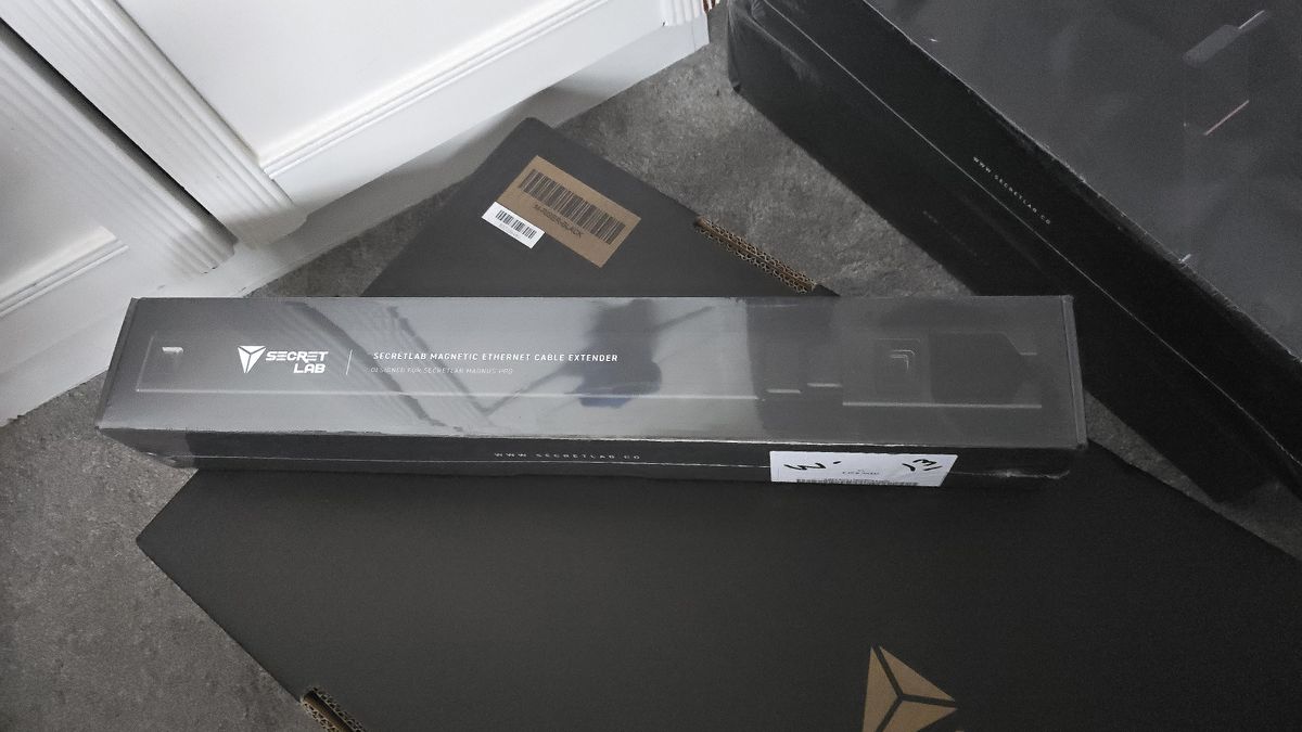 Secretlab MAGNUS Pro XL desk review
