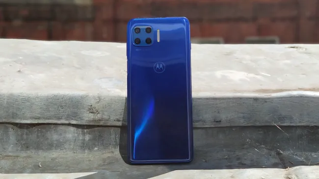 Motorola G 5G Plus بعنوان Edge Lite در برخی مناطق منتشر میشود