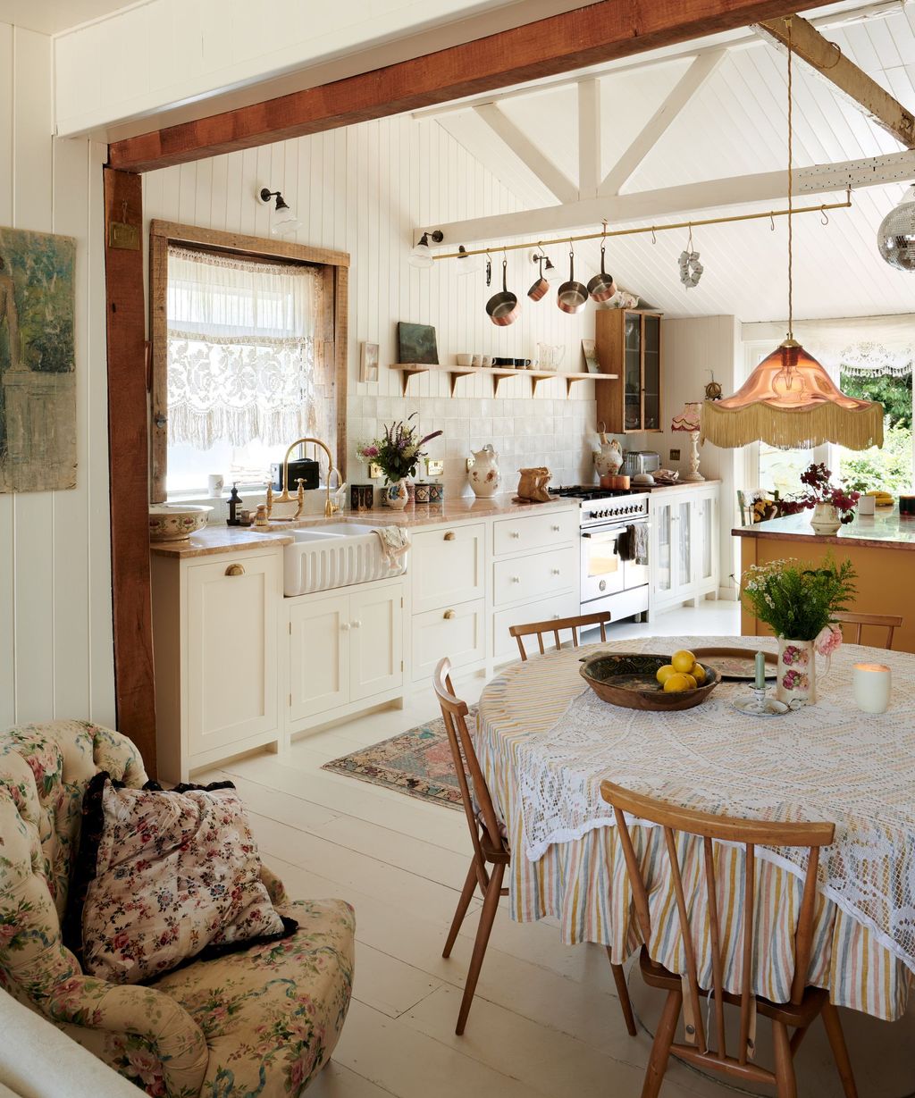 'Living kitchens' are huge trends for 2024 | Homes and Gardens