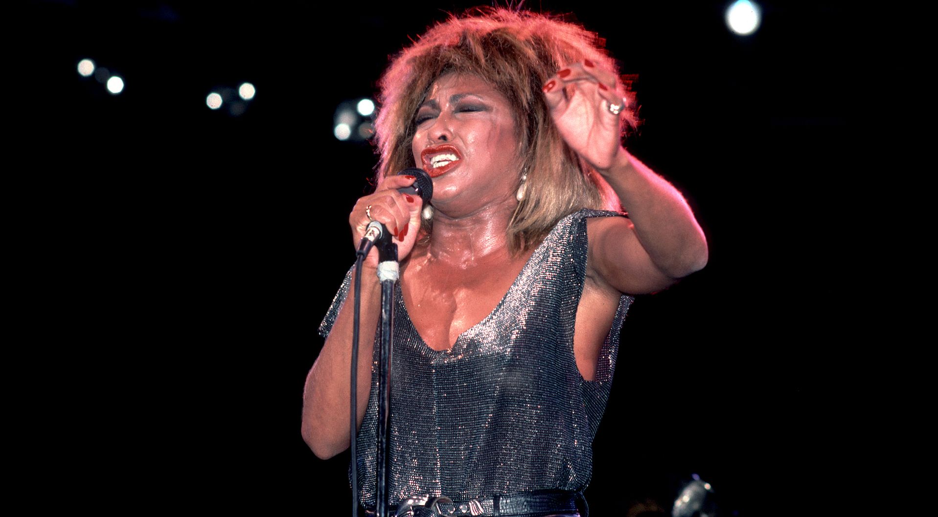Legendary singer Tina Turner dies at 83 | Guitar World
