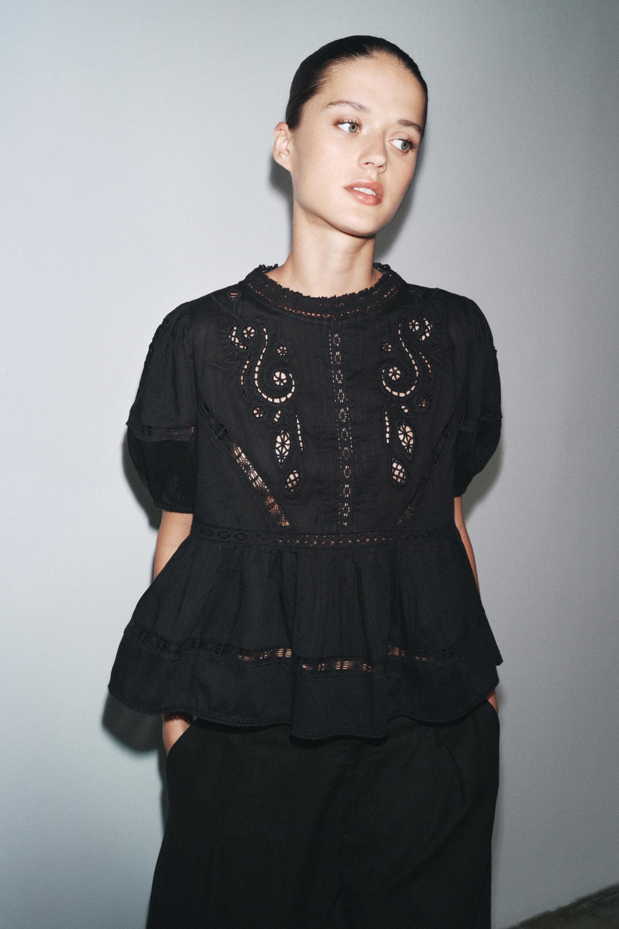Romantic Embroidered Blouse Zw Collection