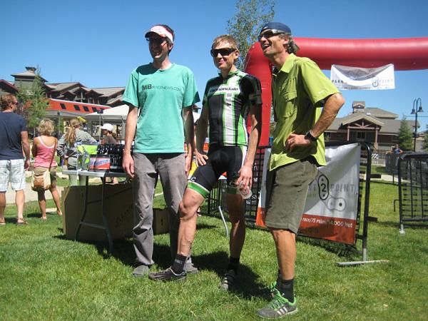 Shannon Boffeli, Alex Grant, Race Director Jay Burke