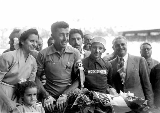 Louison Bobet in yellow