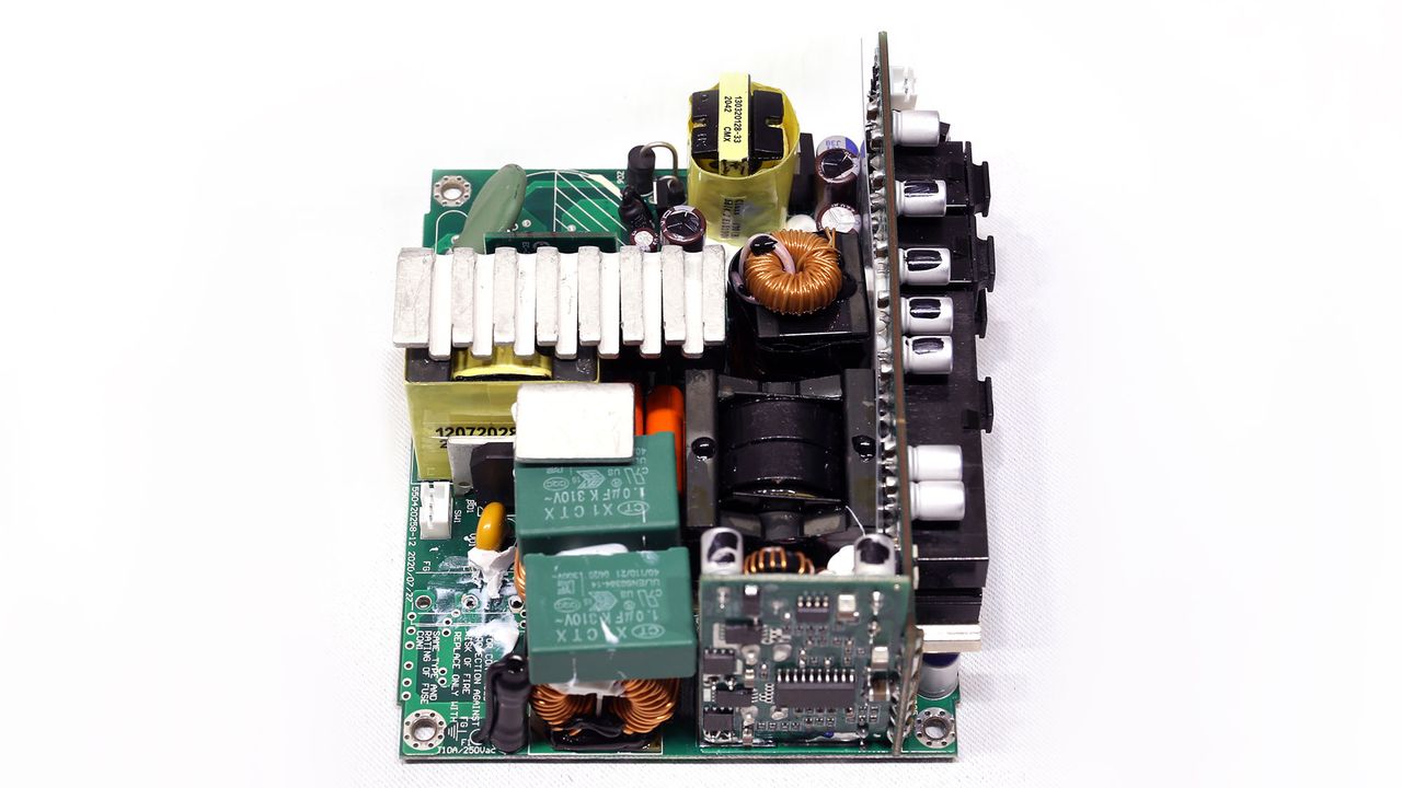 SilverStone SX750