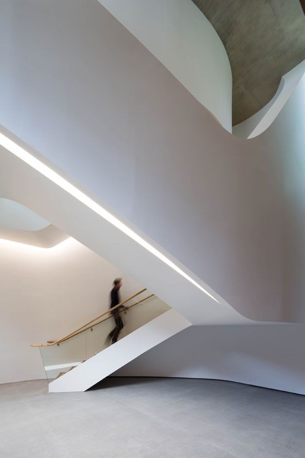 Back to school: We visit Zaha Hadid's new Middle East Centre at Oxford ...