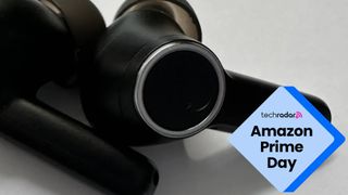 The Cambridge Audio Melomania A100 earbuds