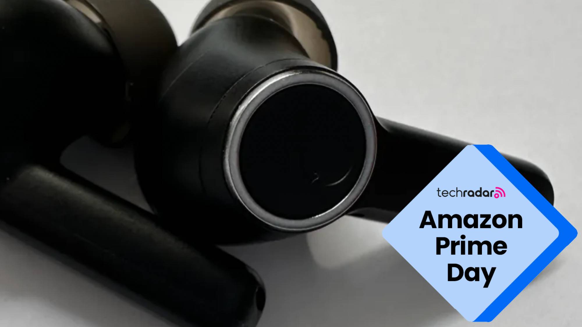 The Cambridge Audio Melomania A100 earbuds 