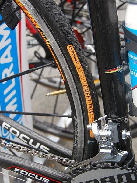 Ciolek headed out with Mavic Ksyrium SL tubular wheels wrapped in Continental rubber&hellip;