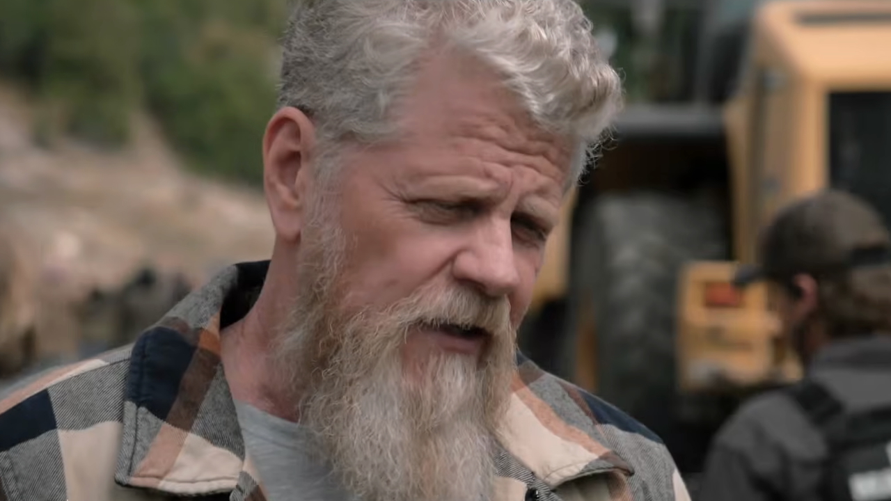 रँडल क्लेग मार्शल्स सीझन 1 मध्ये कायसशी बोलत आहेत