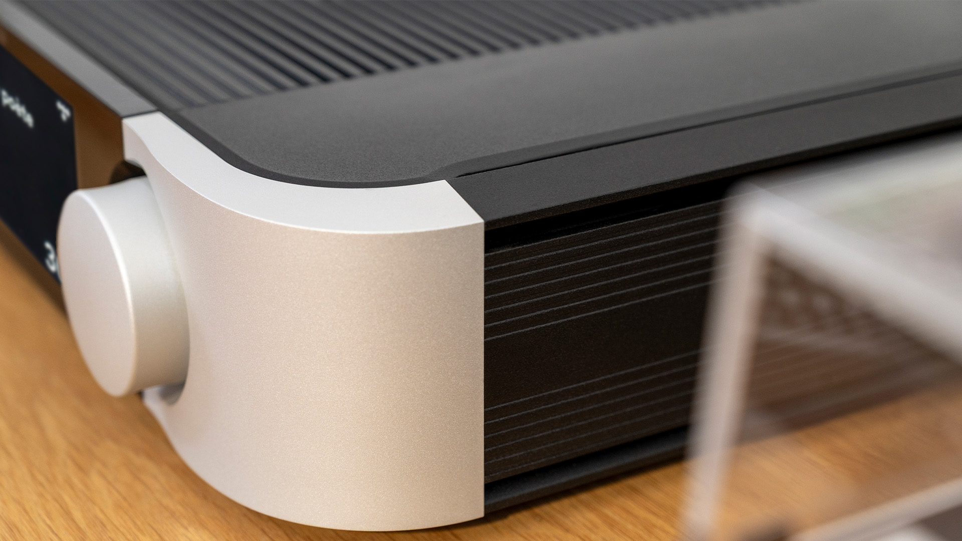 Moon 371 streaming amplifier