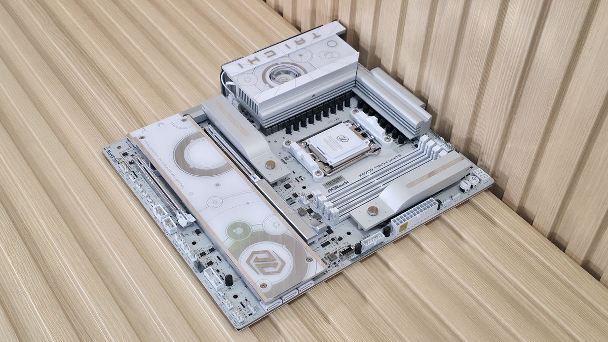 ASRock X870E Taichi White - Board images