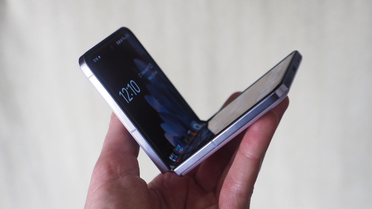 Just as folding phones get exciting, two big brands are tipped to pull ...