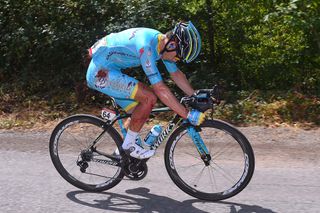 Miguel Angel Lopez (Astana) crashed again during stage 6