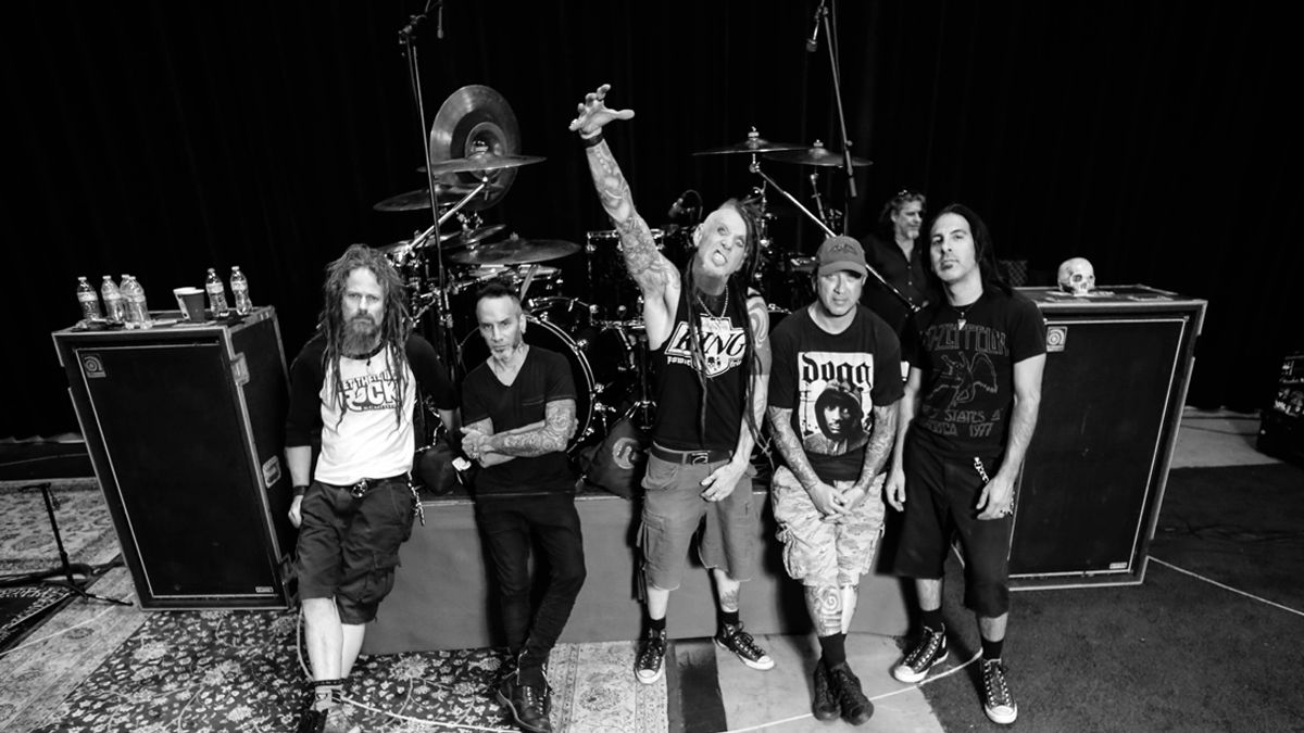 Hellyeah&#039;s touring lineup from left: Kyle Sanders, Roy Mayorga, Chad Gray, Tom Maxwell, Christian Brady