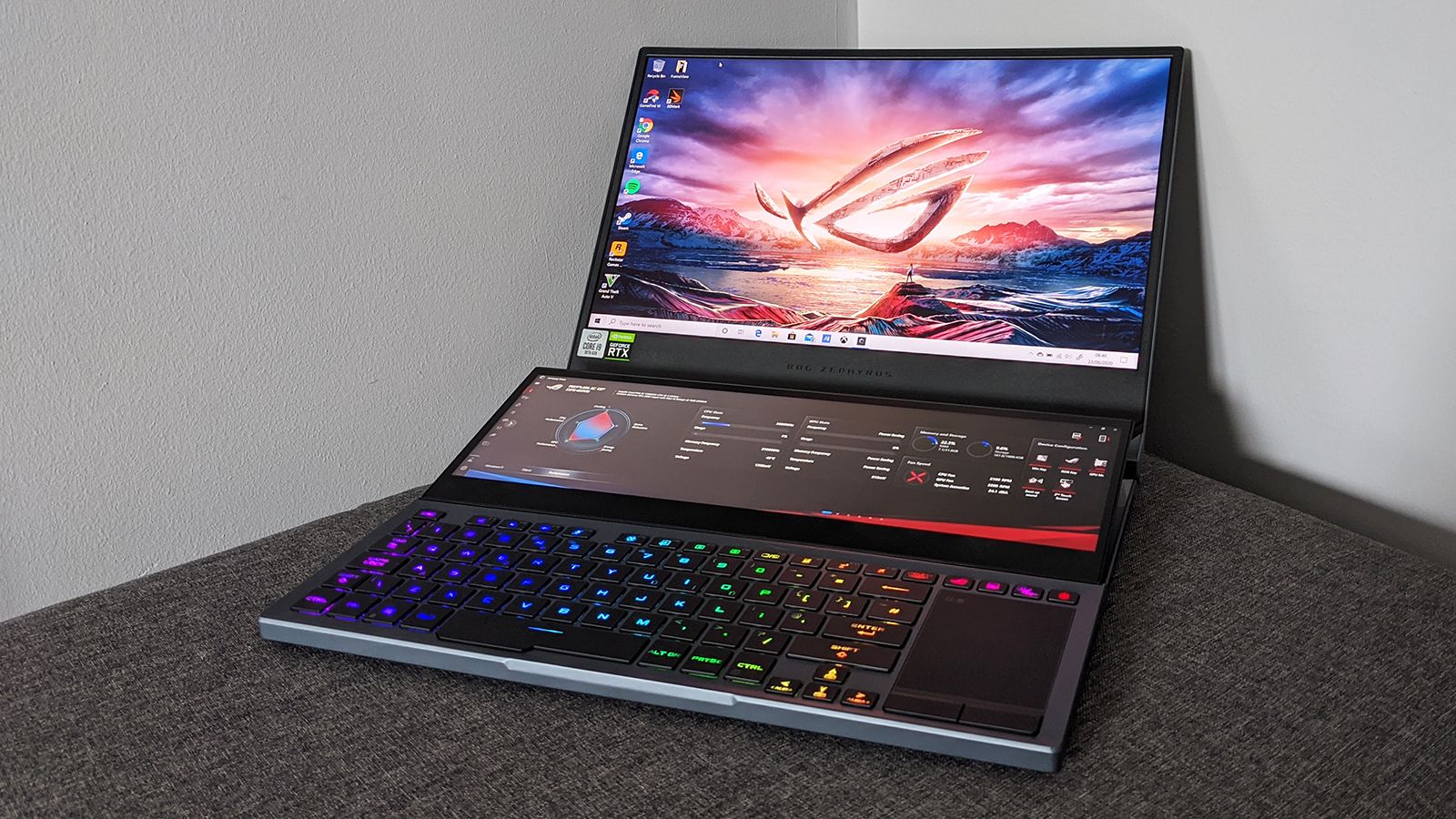 Asus ROG Zephyrus Duo 15 review: an awe-inspiring dual-screen 