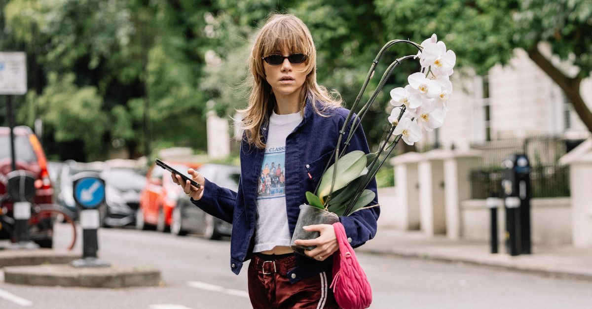 Not Adidas, Not Nike—Stylish Celebs Are Now Very Into This Under-the-Radar Trainer Brand