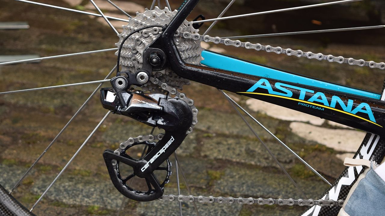 Astana have modified their Shimano Dura-Ace rear derailleurs with CeramicSpeed's OSPW jockey wheels