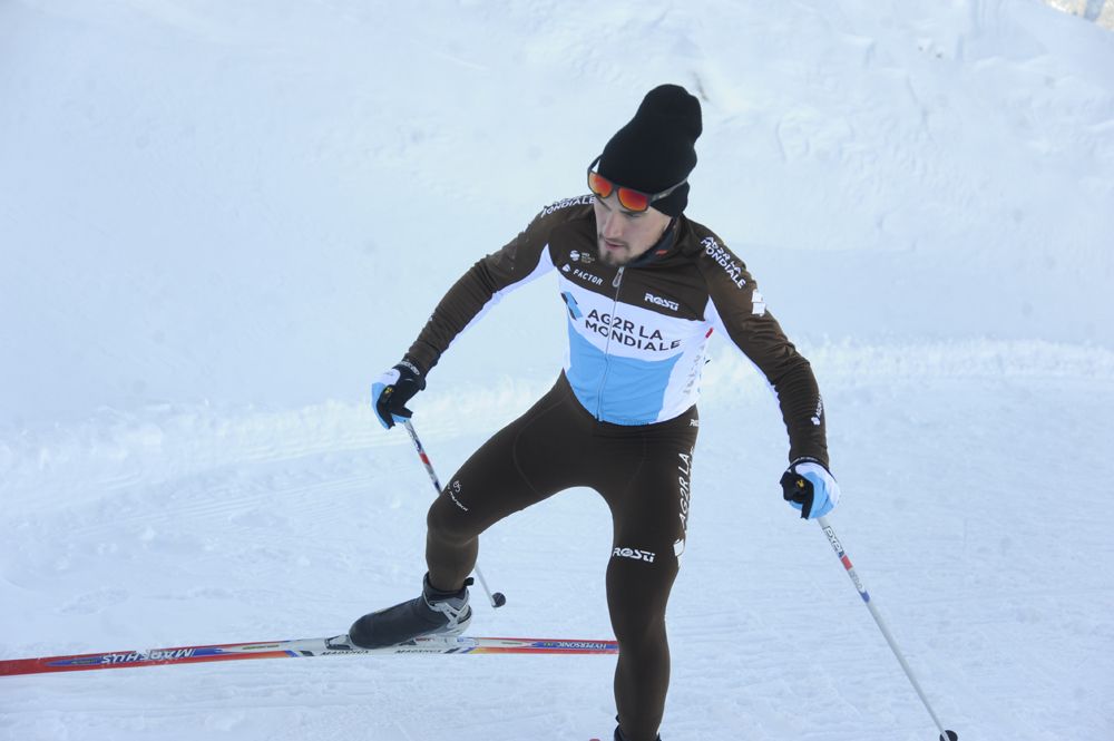 Silvan Dillier heads uphill