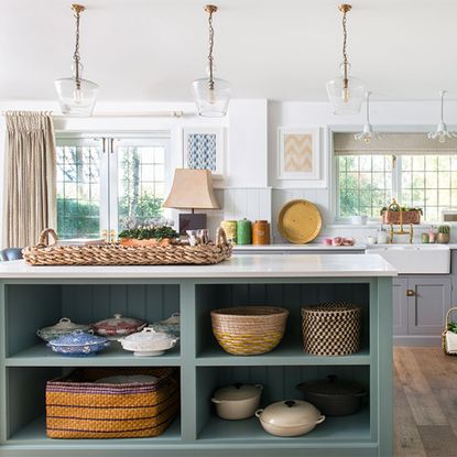 Kitchen island styling ideas and tips: simple ways to style | Ideal Home