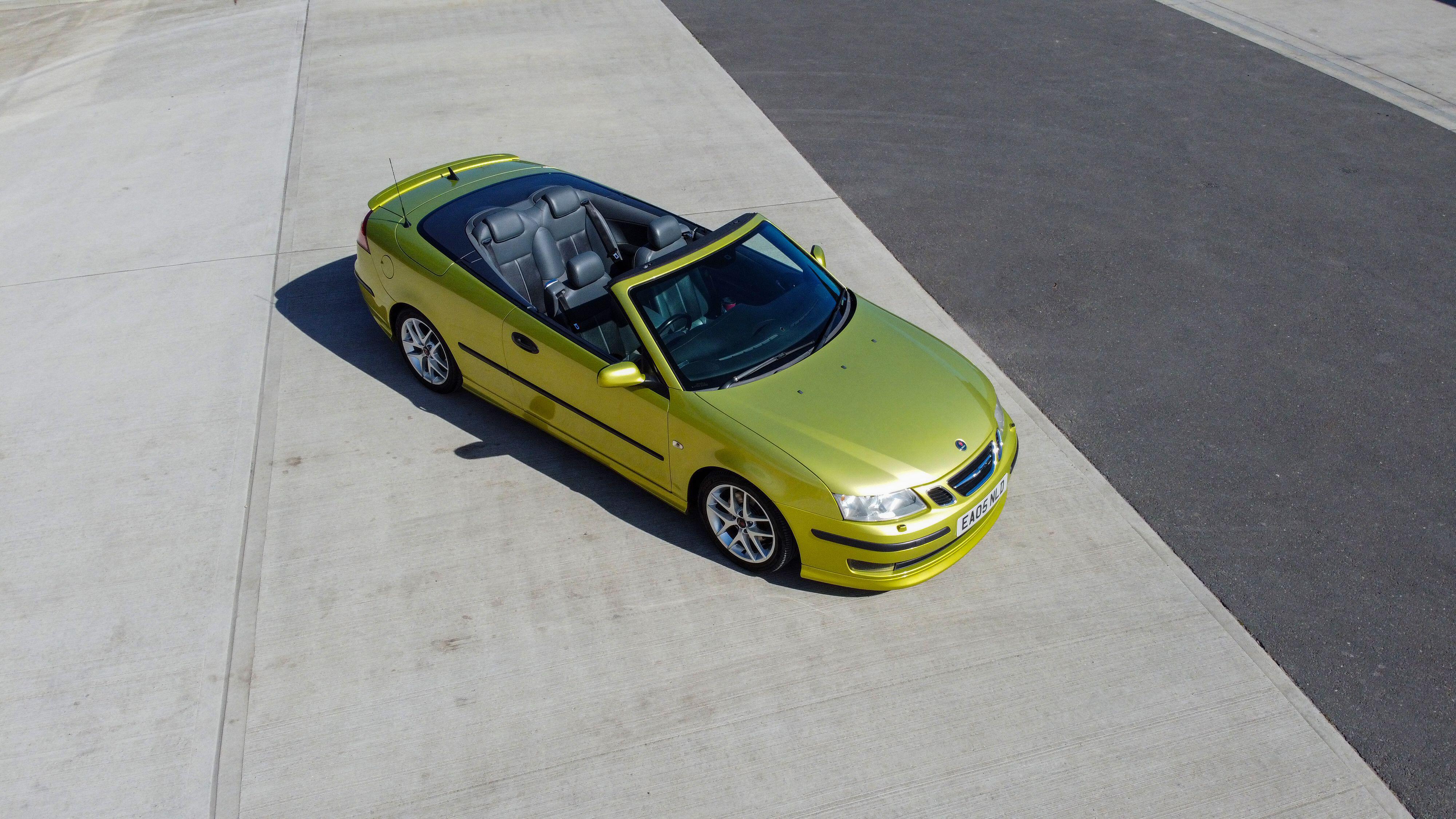 2005 Saab 9-3 Aero Convertible Swedish 4 seat sports soft top