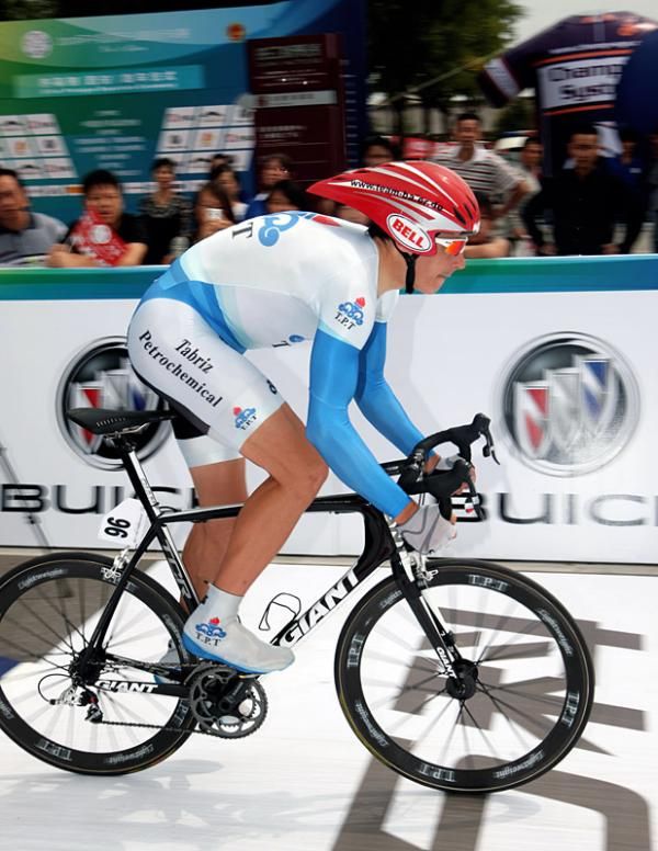 Tobias Erler (Tabriz Petrochemical Cycling Team) finished second in the prologue.