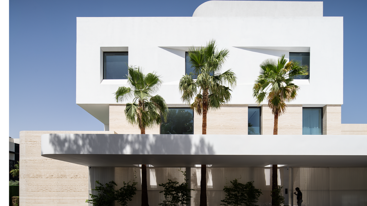 Faye House in Kuwait is an exercise in elegance and restraint