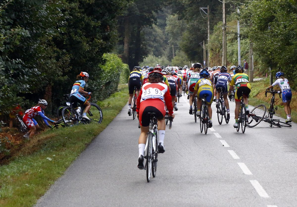 A crash causes some mid-race drama