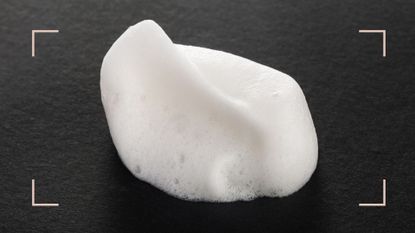 sodium lauryl sulfate main image of foam suds