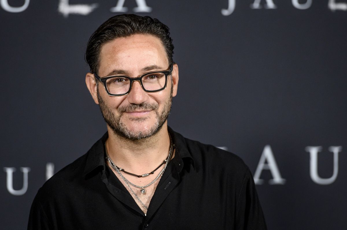 The Chalk Line cast who's who in the Spanish Netflix mystery What to