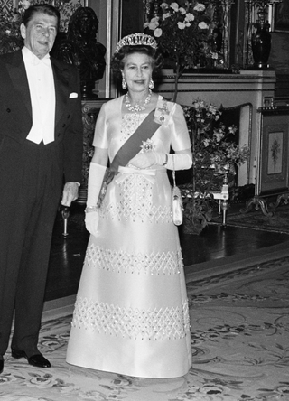 The Duke of Edinburgh, The First Lady Nancy Reagan, President Ronald Reagan, and Her Majesty Queen Elizabeth II pose for photographers here in Windsor Castle prior to their formal state dinner.