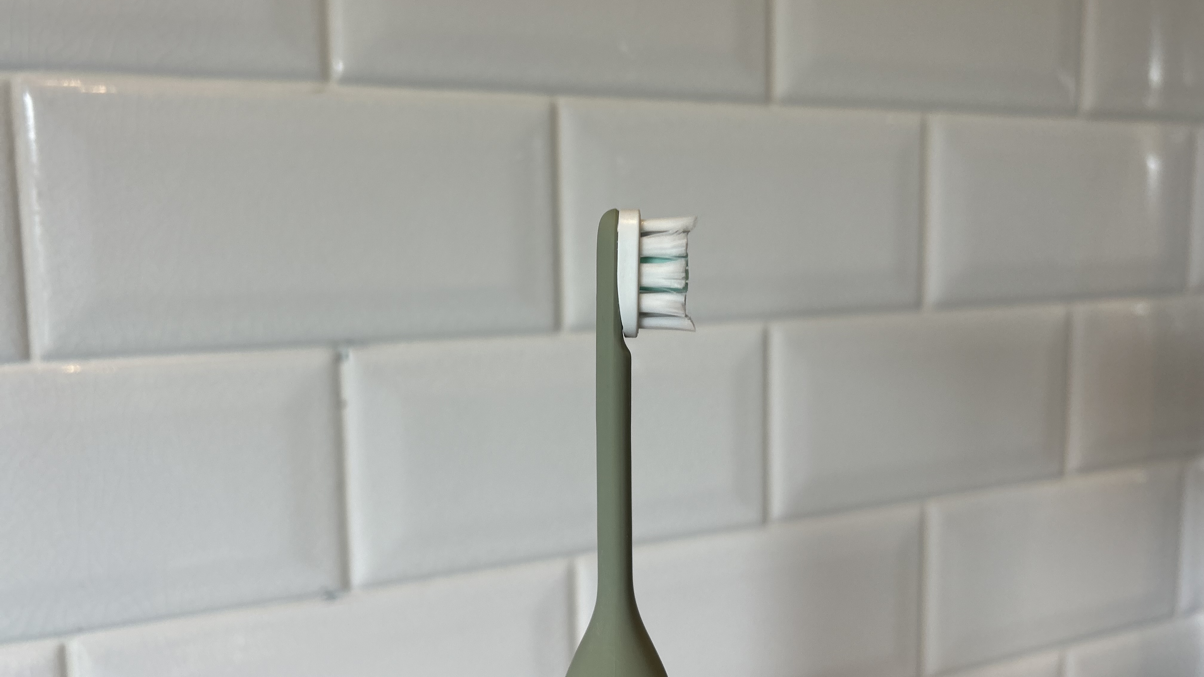 Quip Ultra Lite Sonic Electric Toothbrush
