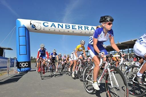 Joanne Hogan (Prime Estate) gets down to work to defend her position as the elite women depart for the tough tour of the Canberra hills.