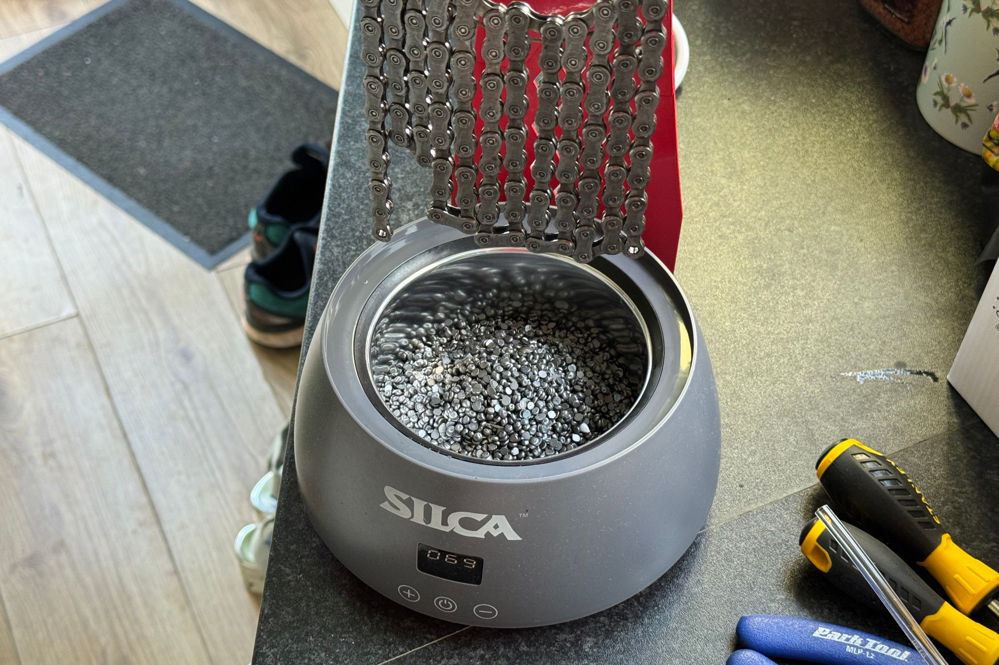 Silca's chain waxing system