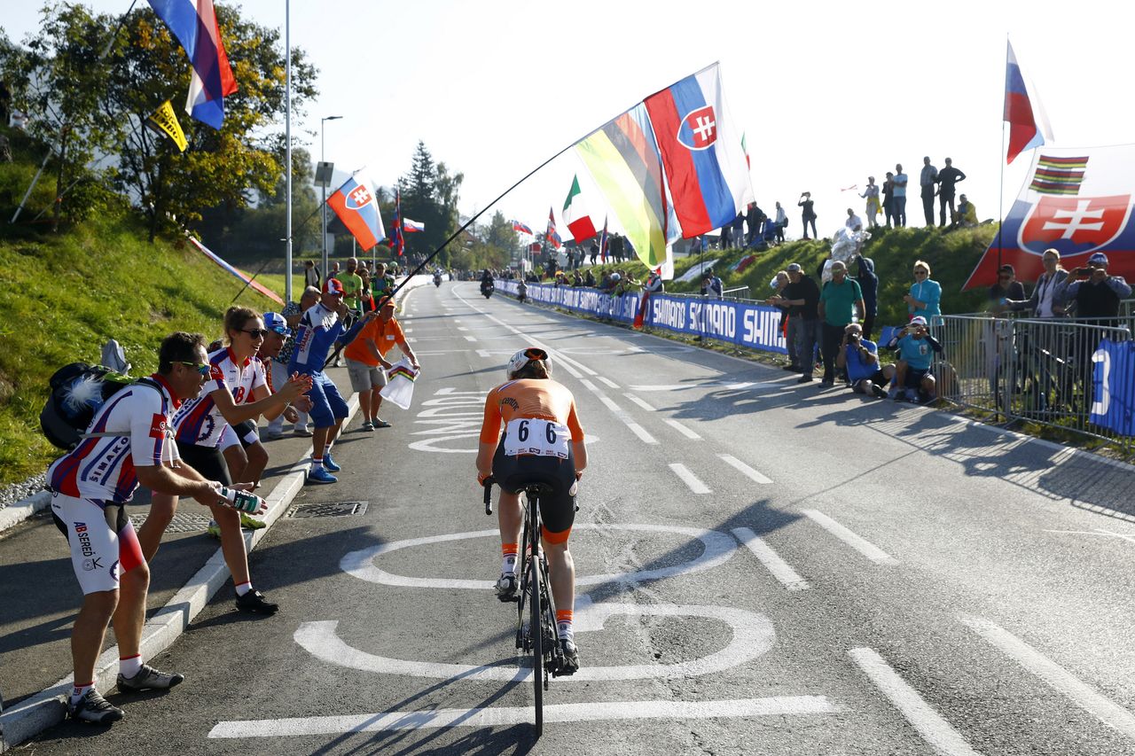 Anna van der Breggen solo on the climb