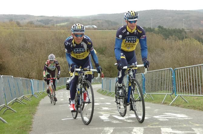 Nicolas Roche and Oliver Zaugg (Saxo-Tinkoff)